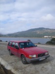 El coche en el lago Abant